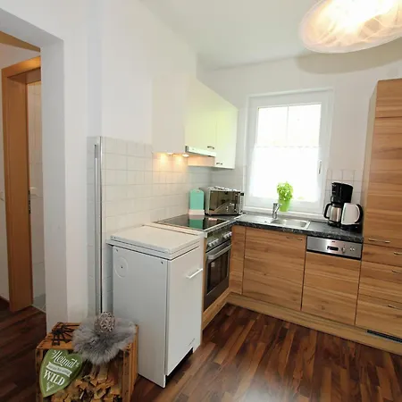 In Hochgallmigg Near Lift, Cleaning Included Appartement *